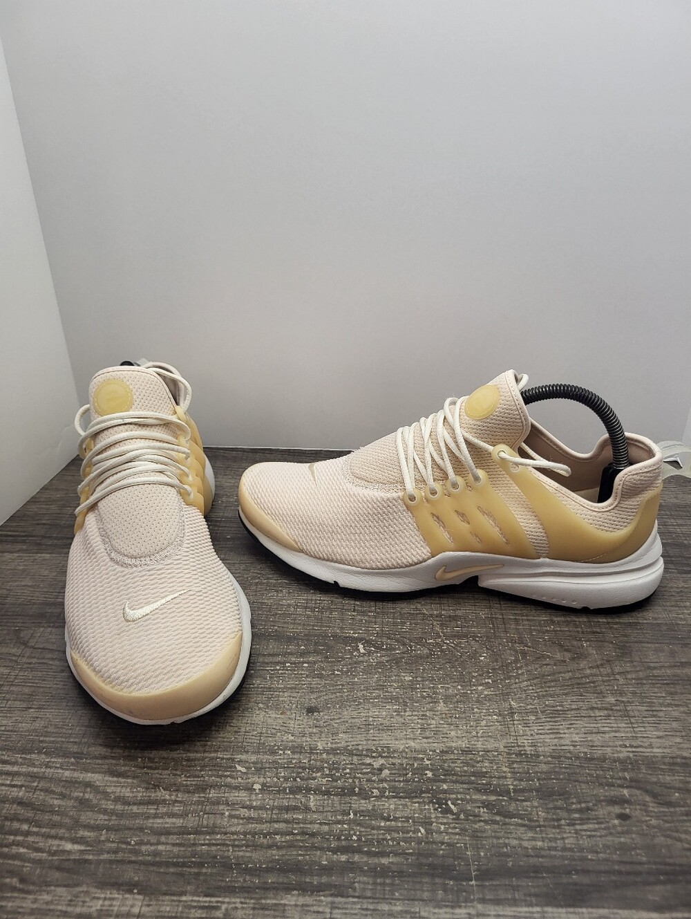 Nike Air Presto Guava Ice Running Sneakers Shoes Women’s Size 10